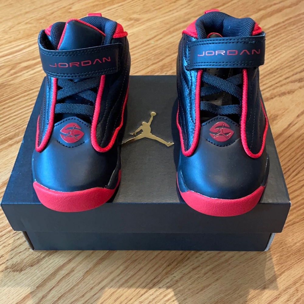 Jordan Pro Strong Sneakers